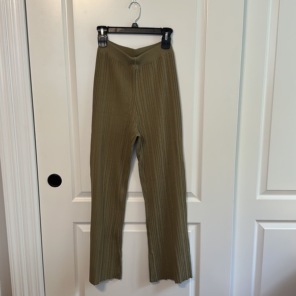 NWOT Princess Polly Women’s Green Knit Pants - Picture 5 of 7